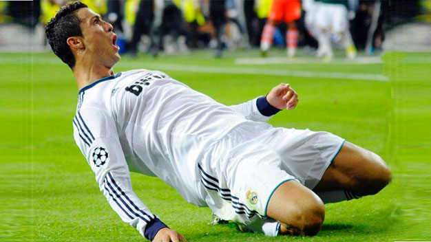 Lần này, Ronaldo không thể không ăn mừng bàn thắng