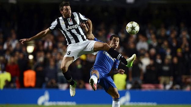 Chelsea 2-2 Juve: Chelsea cầm vàng lại để vàng rơi Chelsea 2-2 Juve: Chelsea cầm vàng lại để vàng rơi