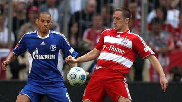 Bayern - Schalke: Nóng bỏng khu trung tuyến Bayern - Schalke: Nóng bỏng khu trung tuyến