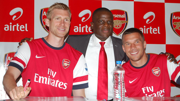 Podolski & Metersacker là phần không-thể-thiếu của Arsenal
