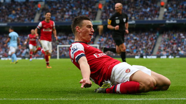 Wenger thay đổi cách nhìn về “siêu dự bị” Koscielny