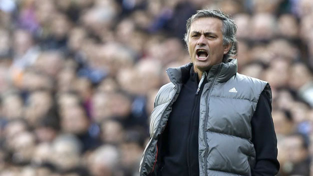 Tiết lộ: Mourinho đang trừng phạt Oezil vì thói Tiết lộ: Mourinho đang trừng phạt Oezil vì thói