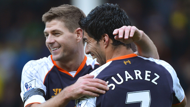 Norwich 2-5 Liverpool: Suarez giải cứu Rodgers