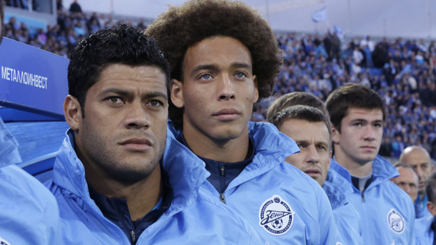 Zenit náo loạn vì vấn đề tiền lương của Hulk và Witsel Zenit náo loạn vì vấn đề tiền lương của Hulk và Witsel