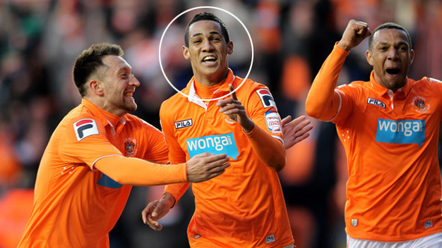 HLV Blackpool khen Ince “con” còn giỏi hơn Walcott