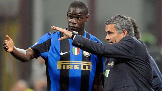 Mourinho có thể viết một cuốn sách 200 trang về Balotelli