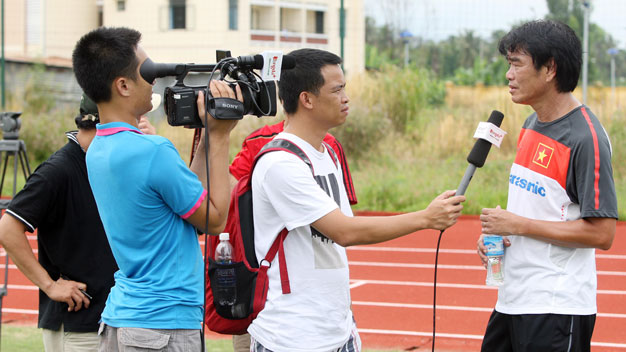 HLV Phan Thanh Hùng: “Các cầu thủ  thích được... cực khổ”