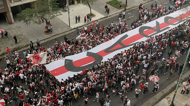 Lá cờ River Plate đi vào kỷ lục Guiness