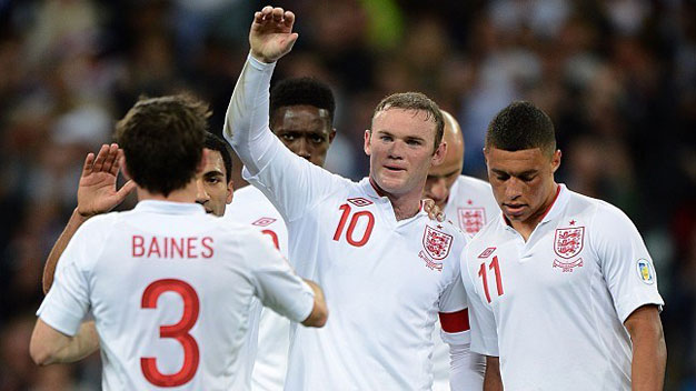 Rooney sốc vì bị hỏi xin… quần