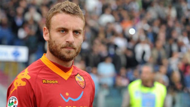 PSG công khai theo đuổi De Rossi PSG công khai theo đuổi De Rossi
