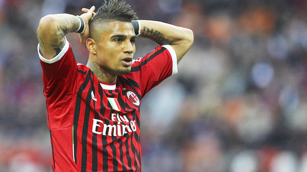 Sao Milan sa sút, lại đổ hết lỗi lên đầu Boateng? Sao Milan sa sút, lại đổ hết lỗi lên đầu Boateng?
