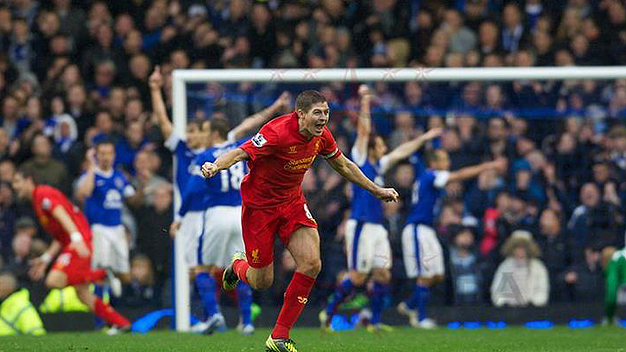 Gerrard xin lỗi vì miệt thị lối chơi của cả Everton lẫn Stoke