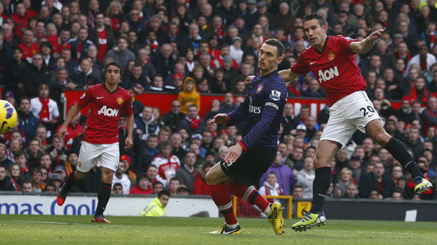 TRỰC TIẾP: M.U 1-0 Arsenal: Van Persie vẫn xuất sắc TRỰC TIẾP: M.U 1-0 Arsenal: Van Persie vẫn xuất sắc