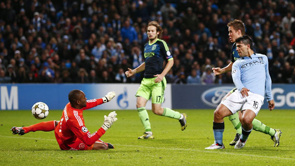 M.C 2-2 Ajax: Dấu chấm hết cho Mancini M.C 2-2 Ajax: Dấu chấm hết cho Mancini