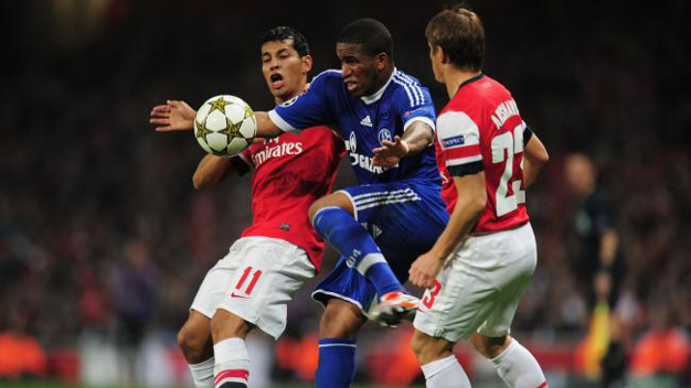 TRỰC TIẾP Schalke 0-2 Arsenal: Giroud nâng tỷ số TRỰC TIẾP Schalke 0-2 Arsenal: Giroud nâng tỷ số