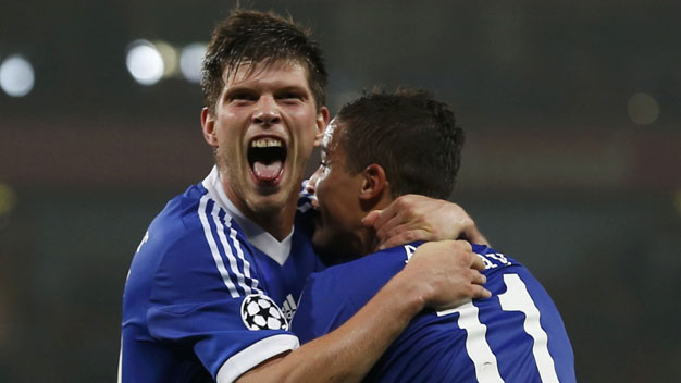 Tottenham nhập cuộc  tranh Huntelaar