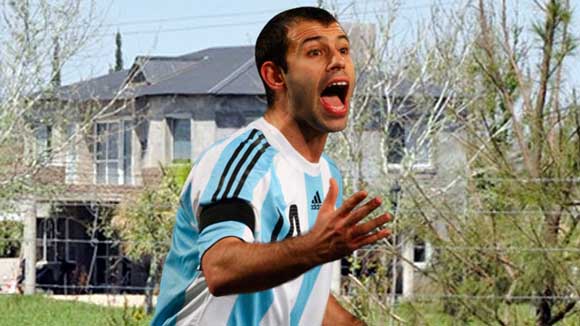 Biệt thự của Mascherano bị trộm viếng thăm