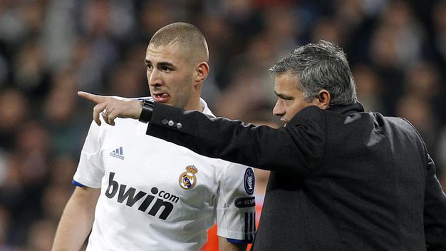 Real: Mourinho dằn mặt Benzema