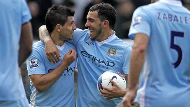 Tevez - Aguero: Hai số phận đối nghịch