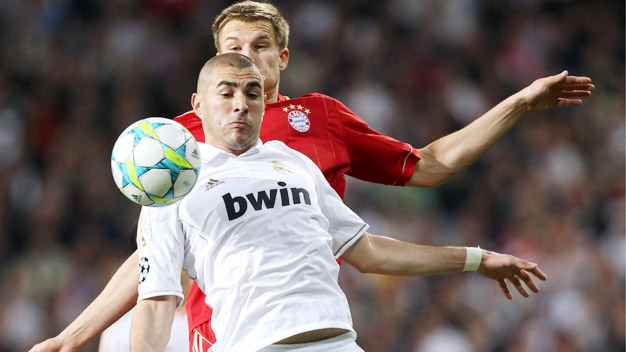 Hàng công lắm, M.U vẫn muốn săn Benzema Hàng công lắm, M.U vẫn muốn săn Benzema
