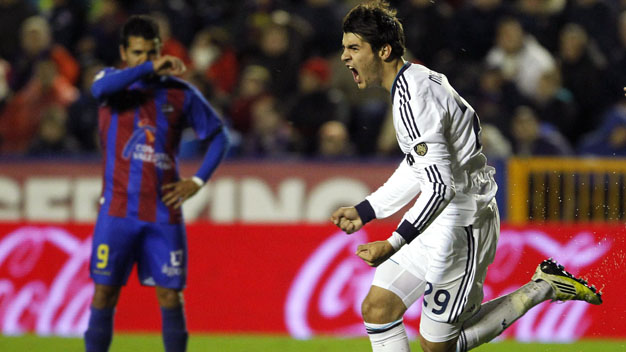 Levate 1-2 Real: 3 điểm chật vật ở Cuitat de Valencia Levate 1-2 Real: 3 điểm chật vật ở Cuitat de Valencia