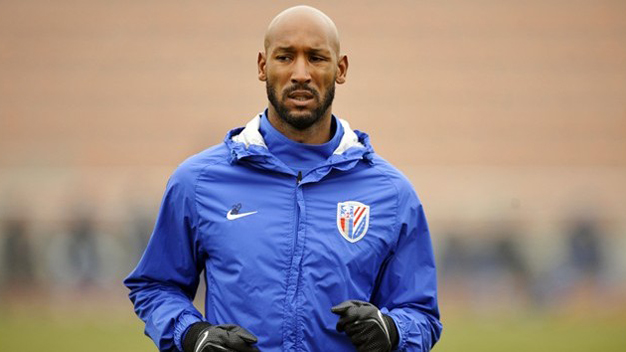 West Ham sẽ đưa Anelka trở lại Anh