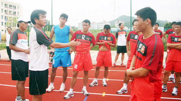 HLV Phan Thanh Hùng: “Tôi chưa thể tiết lộ ai sẽ bị loại!”