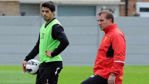 Rodgers cảnh báo M.C đừng hòng động vào Suarez