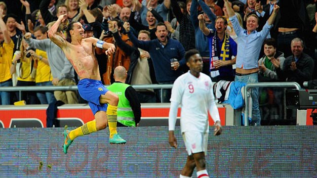 Thụy Điển 4-2 Anh: Ibra “tặng quà hậu hĩnh” cho Gerrard Thụy Điển 4-2 Anh: Ibra “tặng quà hậu hĩnh” cho Gerrard