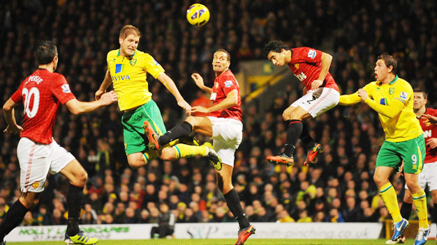Norwich 1-0 M.U: Thua đau, Quỷ Đỏ mất ngôi đầu
