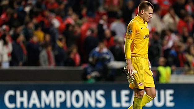 Spartak Moscow không còn thủ môn để đón tiếp Barca