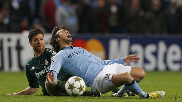 Tin xấu cho M.U: David Silva kịp dự derby Manchester