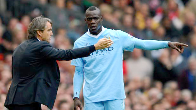 Mancini sẽ lại đánh cược với Balotelli ở derby