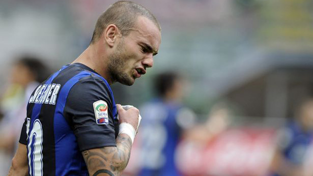 Inter cho Sneijder nghỉ Giáng sinh sớm, M.U nghe ngóng