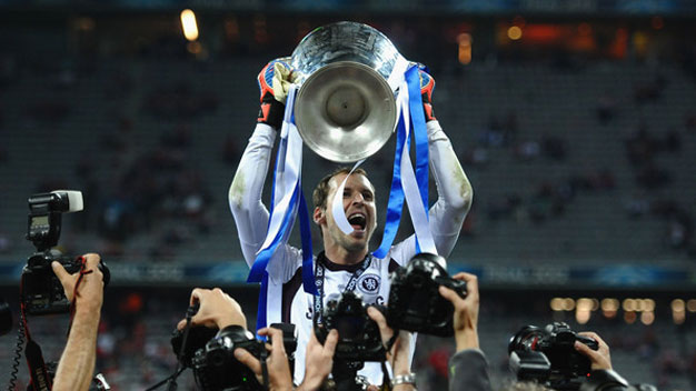 Cech sắp kỷ niệm trận thứ 400 chơi cho Chelsea Cech sắp kỷ niệm trận thứ 400 chơi cho Chelsea