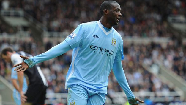 Man City có thể vắng nhạc trưởng Yaya Toure 6 tuần