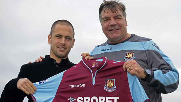 Joe Cole hoàn tất thủ tục gia nhập West Ham Joe Cole hoàn tất thủ tục gia nhập West Ham