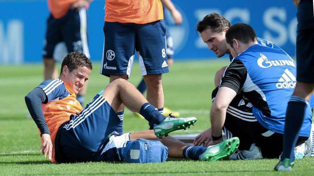 Schalke khủng hoảng: Đã rách càng thêm nát Schalke khủng hoảng: Đã rách càng thêm nát