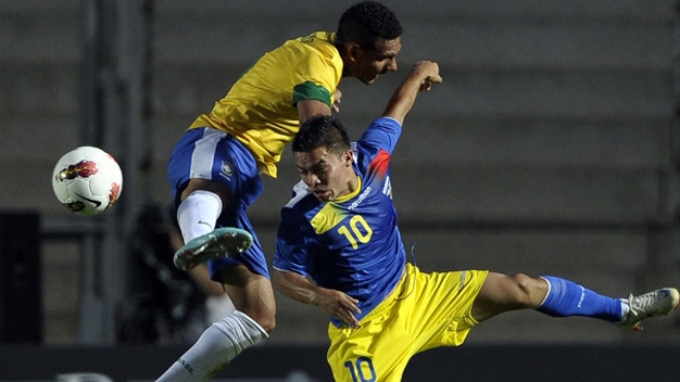 VĐ U20 Nam Mỹ: ĐKVĐ Brazil khởi đầu thất vọng