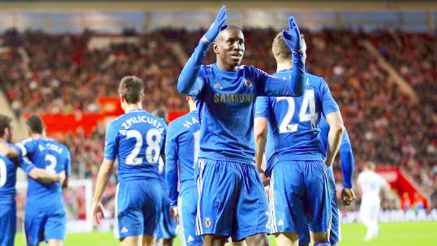 Demba Ba là hung thần của Stoke City