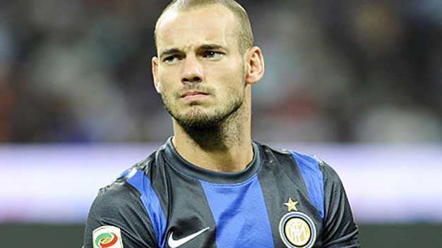 Sneijder chờ “cái bắt tay vàng” từ Inter