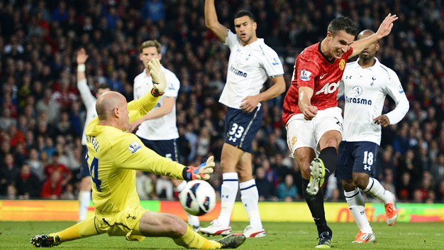 Điểm nóng: Van Persie, hung thần của Tottenham