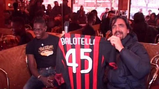 Milan xác nhận đã gửi đề nghị mua Balotelli