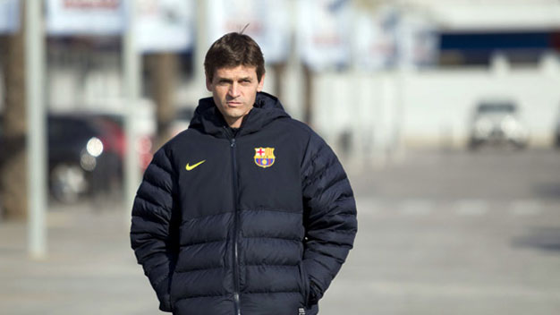Tiết lộ: Vilanova chỉ đạo Barca từ... 4.000 dặm Tiết lộ: Vilanova chỉ đạo Barca từ... 4.000 dặm