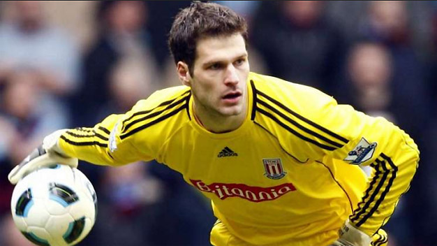 Begovic muốn rời Stoke, phủ nhận đạt thỏa thuận với M.U