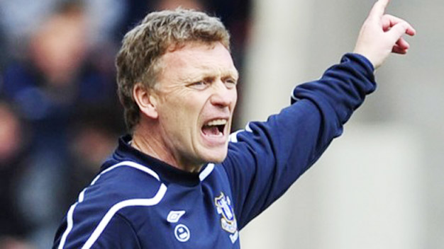 HLV Moyes hoãn gia hạn với Everton, chờ tin từ M.U