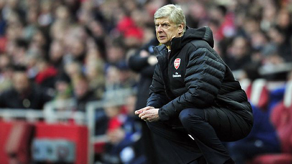 Bất ngờ: Arsenal sắp “trói” Wenger thêm 2 năm