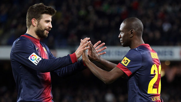 Abidal tái xuất sau 402 ngày không bóng đá