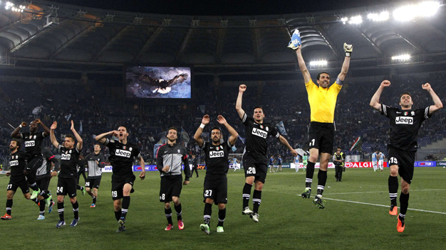 Conte: Quên nỗi đau Champions League, hướng về Scudetto