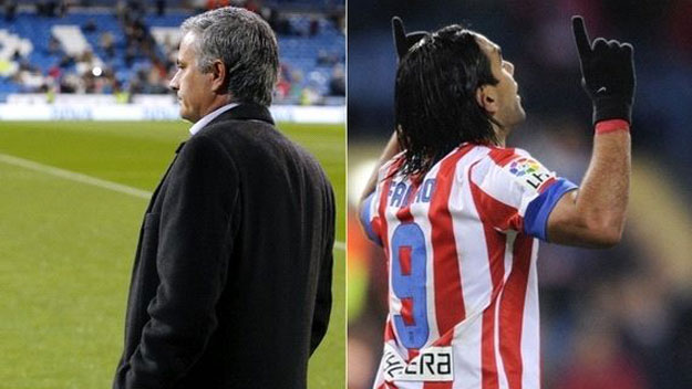 Chelsea cùng lúc đạt được thỏa thuận với Mourinho và Falcao?